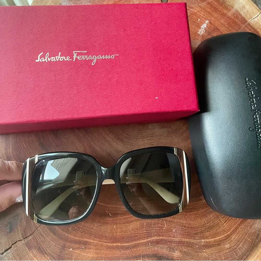 Salvatore Ferragamo Oversized Sunglasses